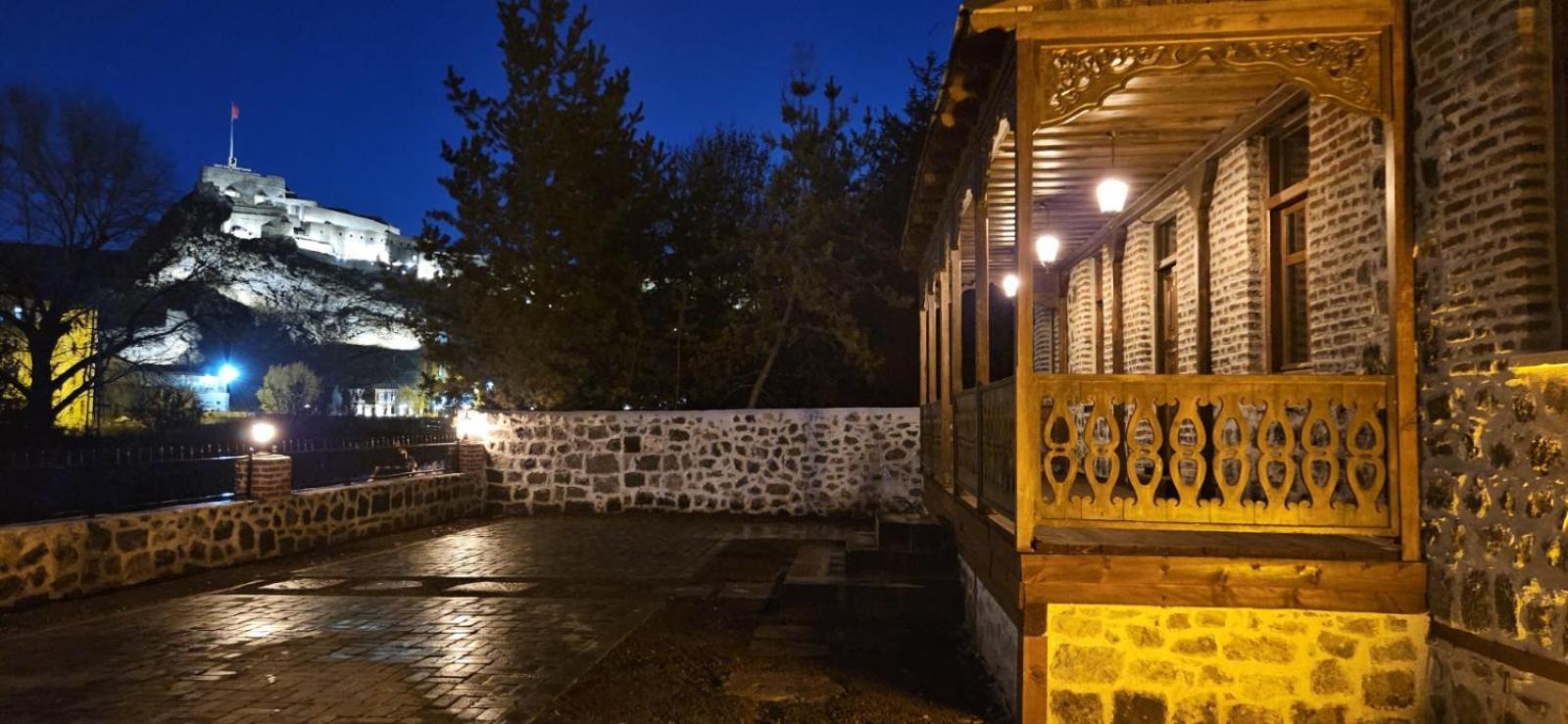 Mihman Konak Hotel Kars Luaran gambar