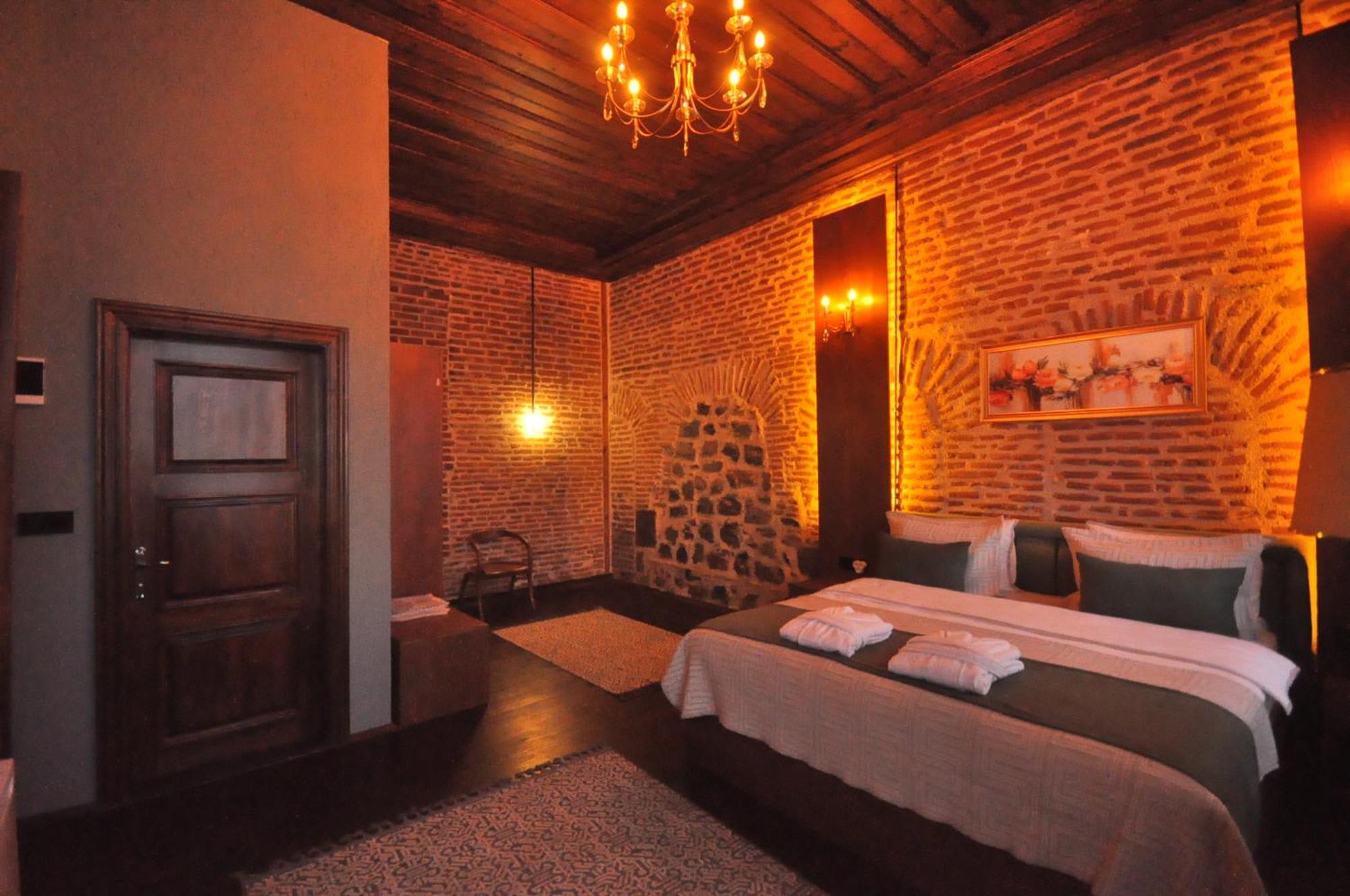 Mihman Konak Hotel Kars Luaran gambar