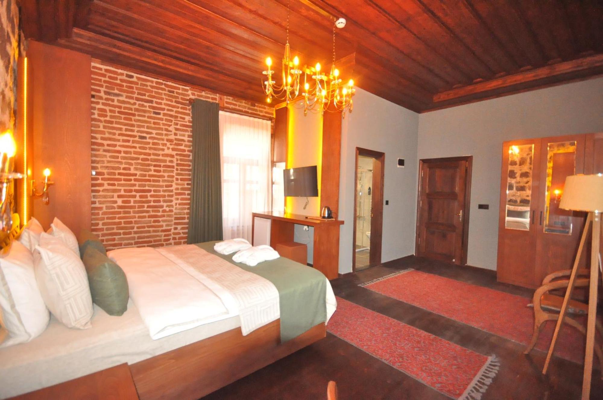 Mihman Konak Hotel Kars Luaran gambar